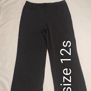 Van Heusen women pants size 12s Stretch Brown striped Slacks Pants 34x26